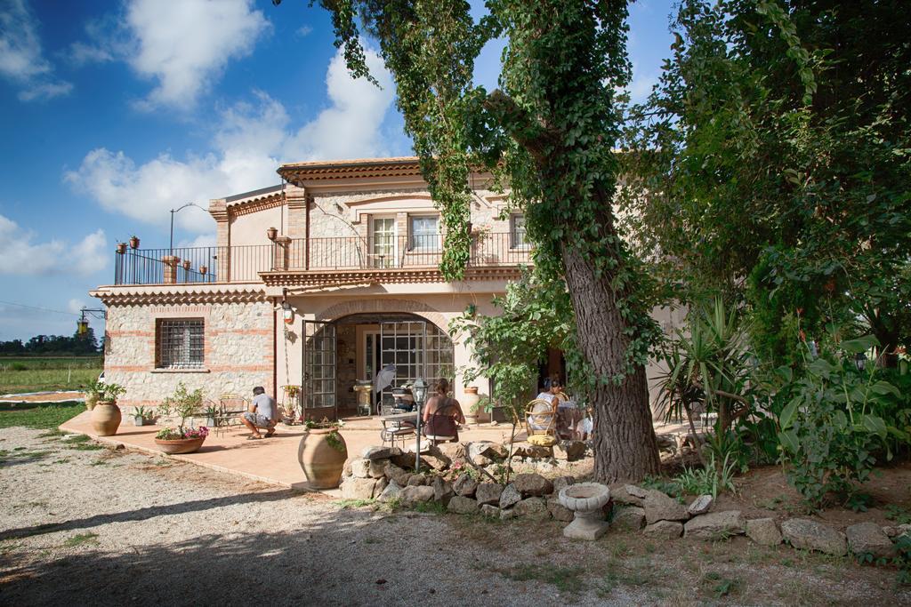 Vila Don Carlo Agriturismo Di Charme Bio Le Pioppe Exteriér fotografie