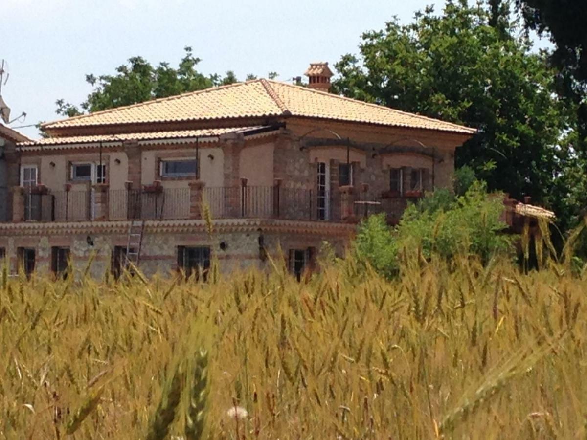 Vila Don Carlo Agriturismo Di Charme Bio Le Pioppe Exteriér fotografie